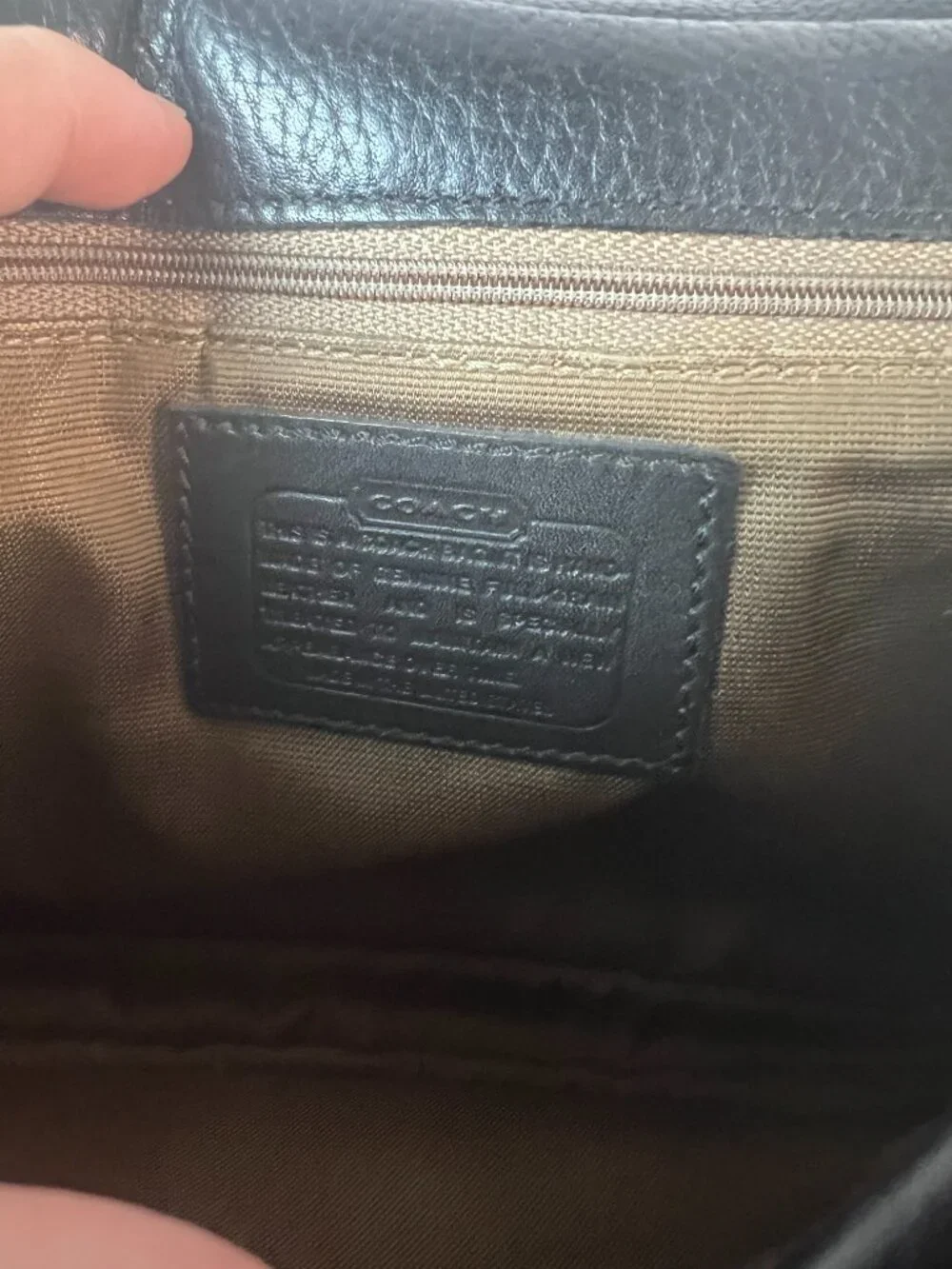 Vintage Coach 4225 Black Leather Sheridan Glenwood Shoulder Bag